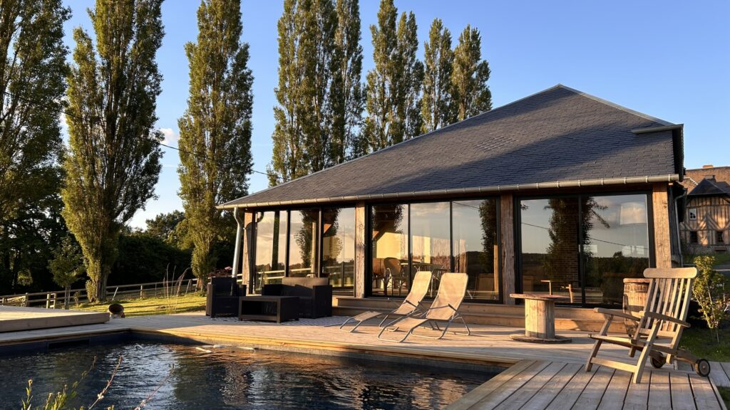 Holidays - Ma Normandie est Servie